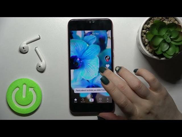 Video thumbnail for How to Change Icons Shape on HUAWEI Honor 8x – Shape X Icon Changer