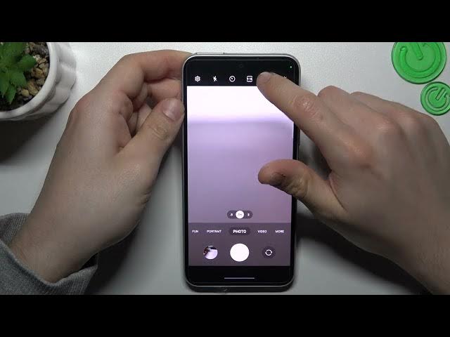 Video thumbnail for How To Make Live Motion Photos On Samsung Galaxy A54 5G