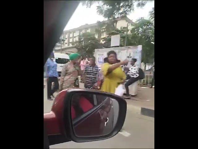 Video thumbnail for No entry, No exit as Lagos State Secretariat is shut down by NLC and TUC. #nationwidestrike