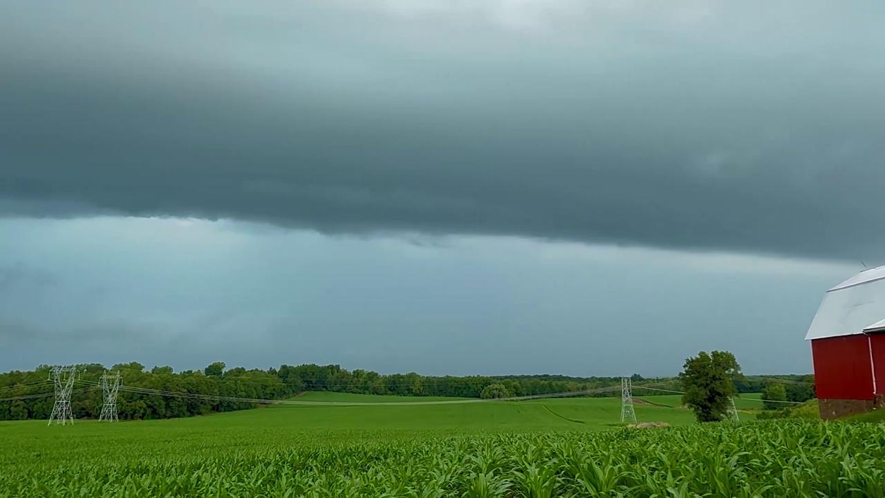 Video thumbnail for US: Storm Clouds Loom Over Geneseo as Tornado Warning Is Issued.