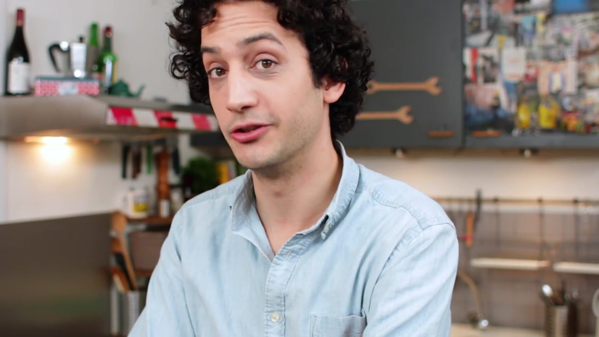 Video thumbnail for Lastminute Thanksgiving Gravy _ Latecomers Favorite Recipe_(720P_HD)