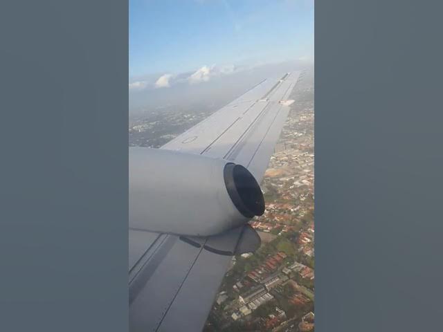 Video thumbnail for Regional Express SAAB 340 landing in Sydney.