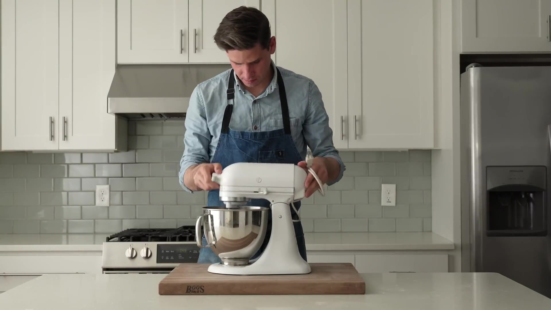 Video thumbnail for 29.HOMEMADE CAKE DONUTS (Extremely Moist) (1080p 30fps)