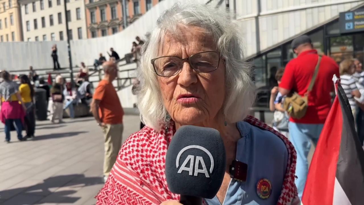 Video thumbnail for Sweden: Hundreds of protesters gather in Stockholm to condemn Israeli raid on Gaza aid flotilla.