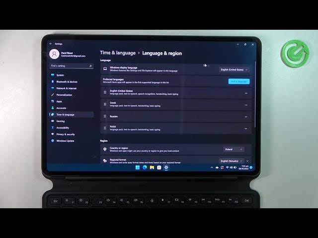 Video thumbnail for HUAWEI MateBook E Windows 11 - How To Change System Language