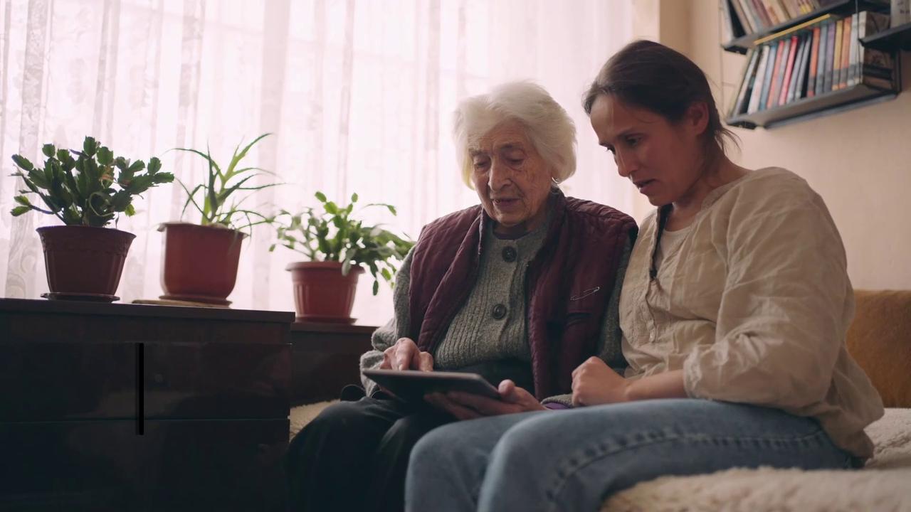 Video thumbnail for Rayner Opposes Visa Rule Changes For Existing Care Workers.