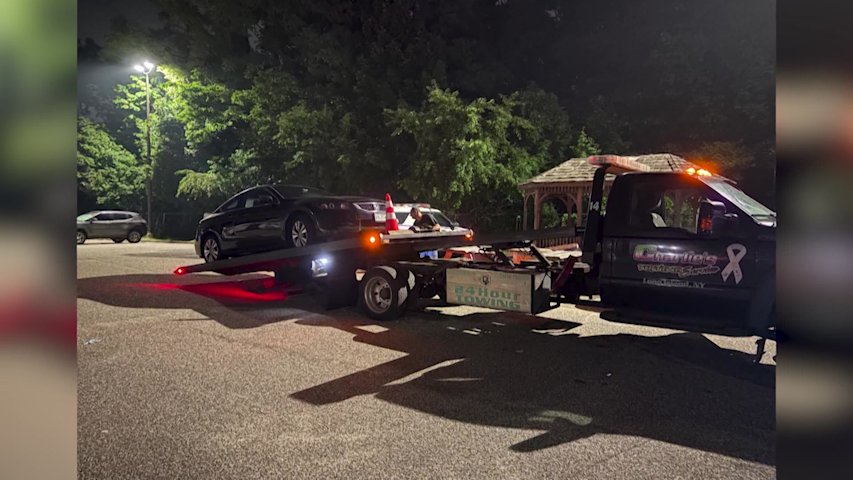Video thumbnail for Nine people arrested and 12 vehicles impounded in East Farmingdale street takeover, illegal race