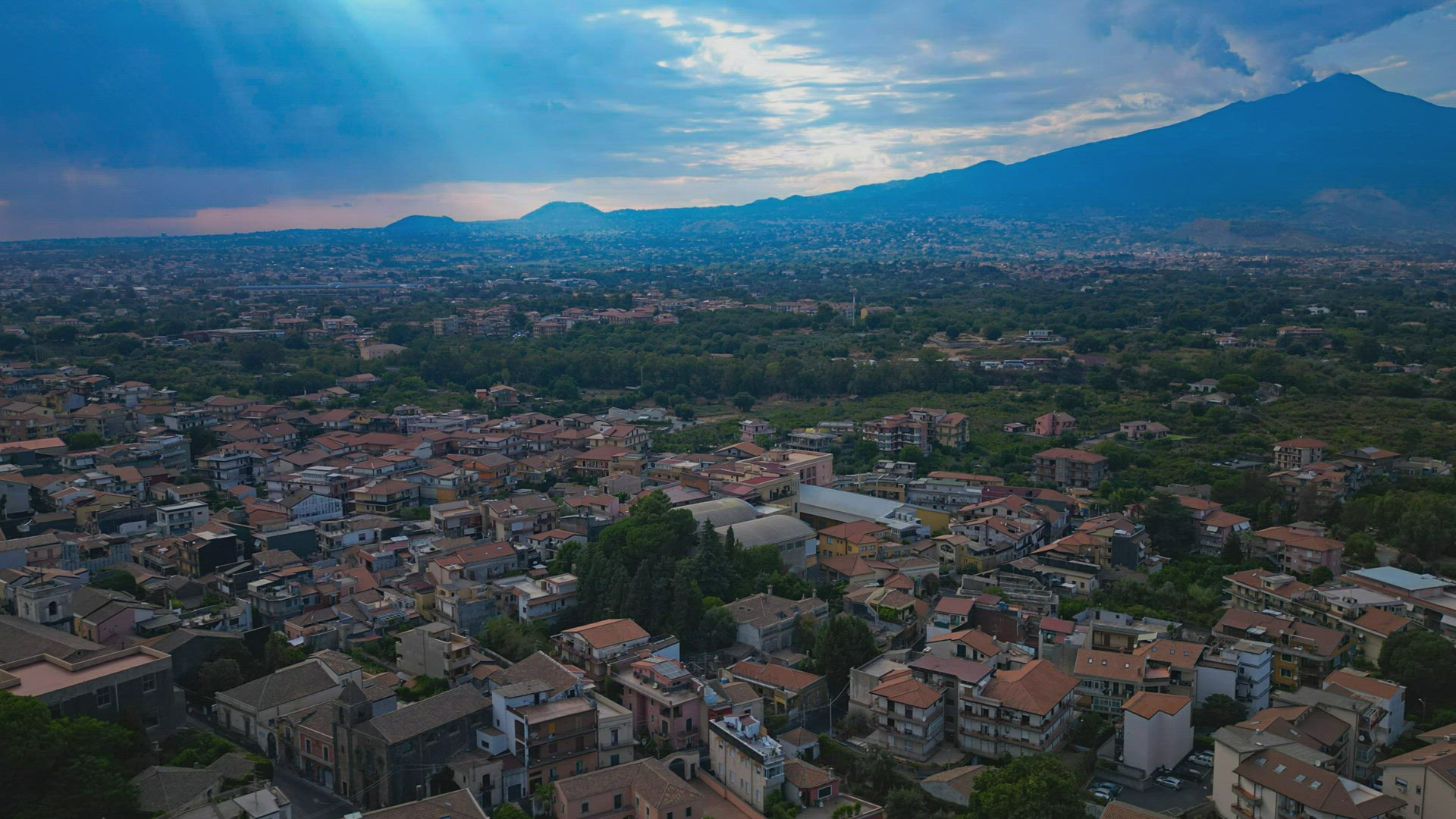'Video thumbnail for DJI Mini 3 Pro: Waypoint Hyperlapse using only two points'