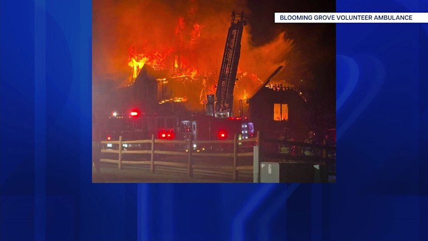 Video thumbnail for Early morning fire heavily damages Blooming Grove home