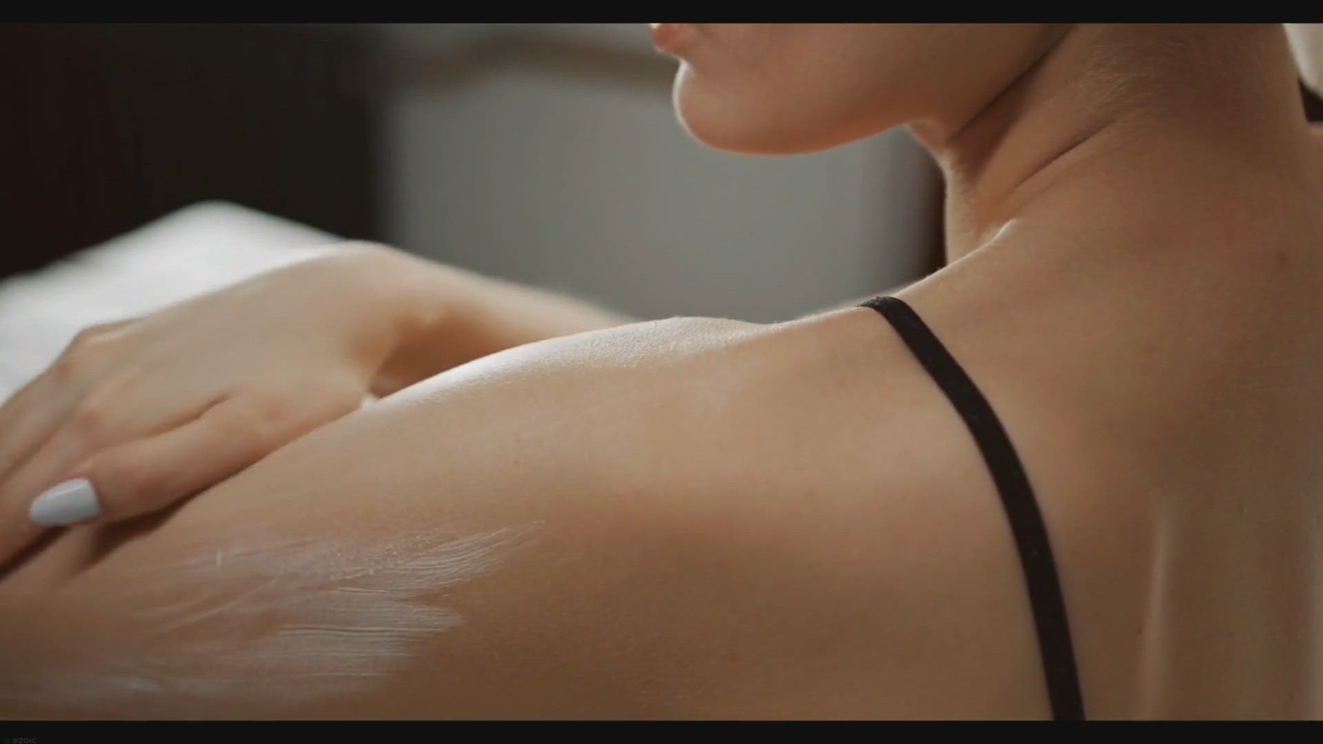 Video thumbnail for The Ultimate Skincare Routine: How to Achieve Radiant, Healthy Skin