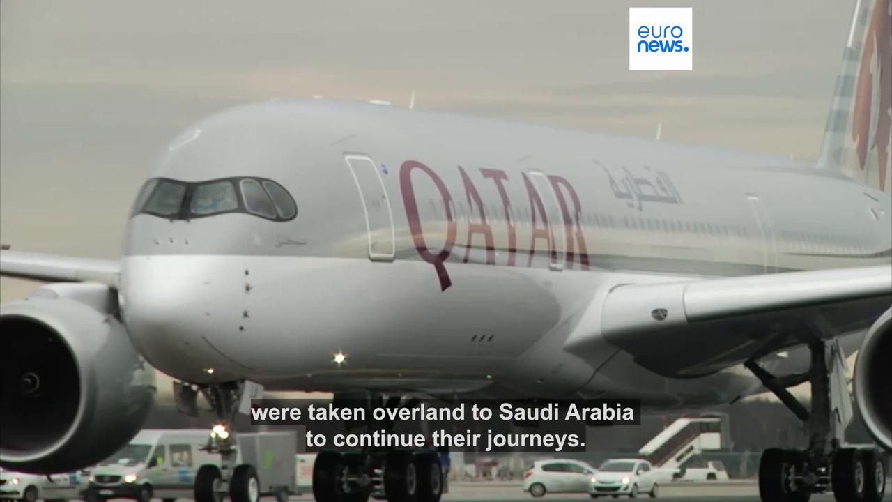 Video thumbnail for Behind the scenes at Qatar Airways: An inside look at passenger numbers, new aircraft and winter schedules
