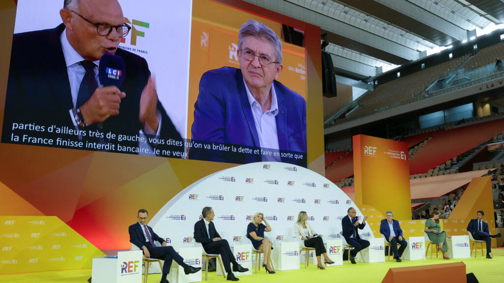 Video thumbnail for France's politicians look to close gap with far right ahead of key election