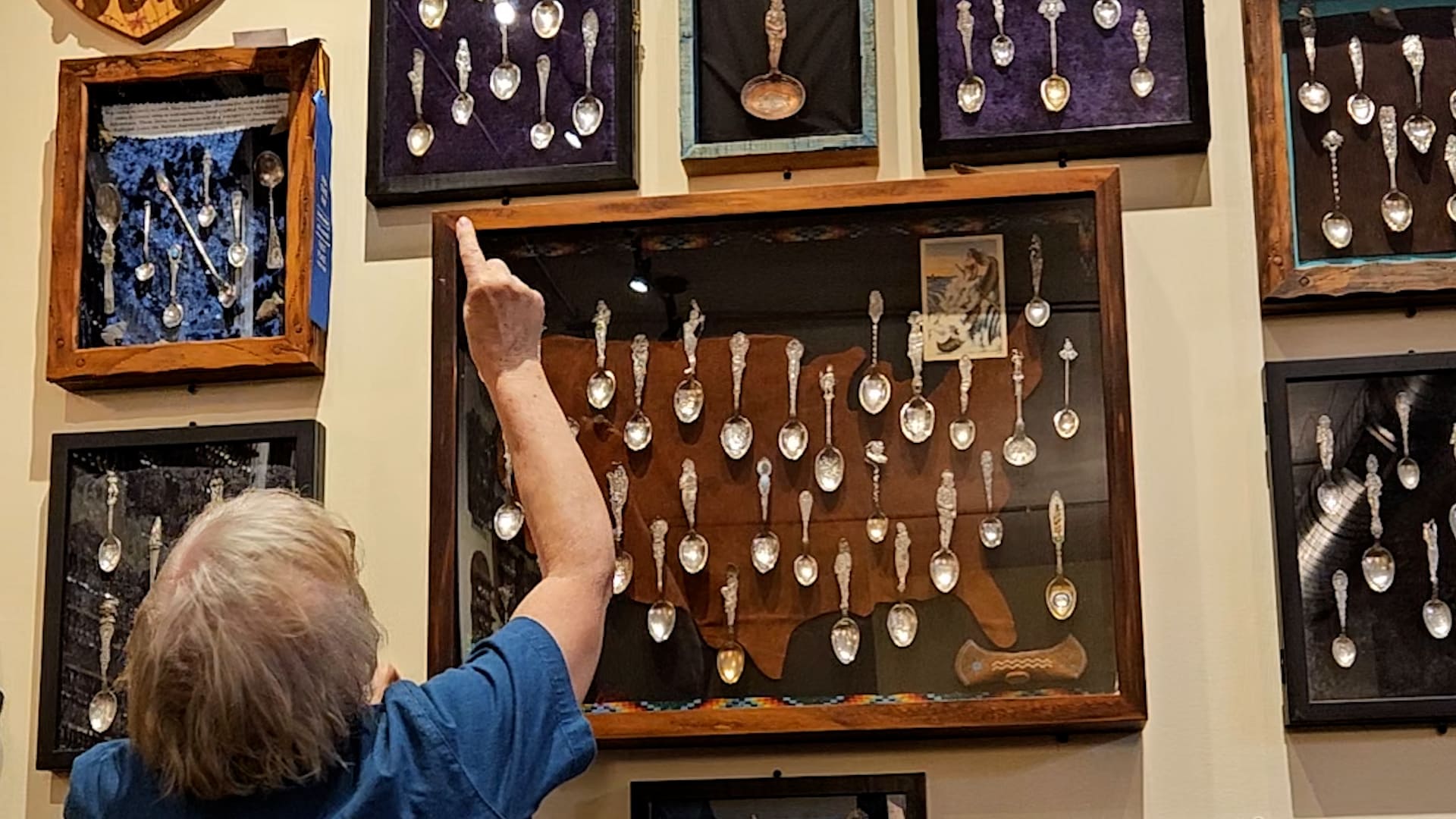 Video thumbnail for Camellia R. Pohl's Largest Collection of Spoons Record