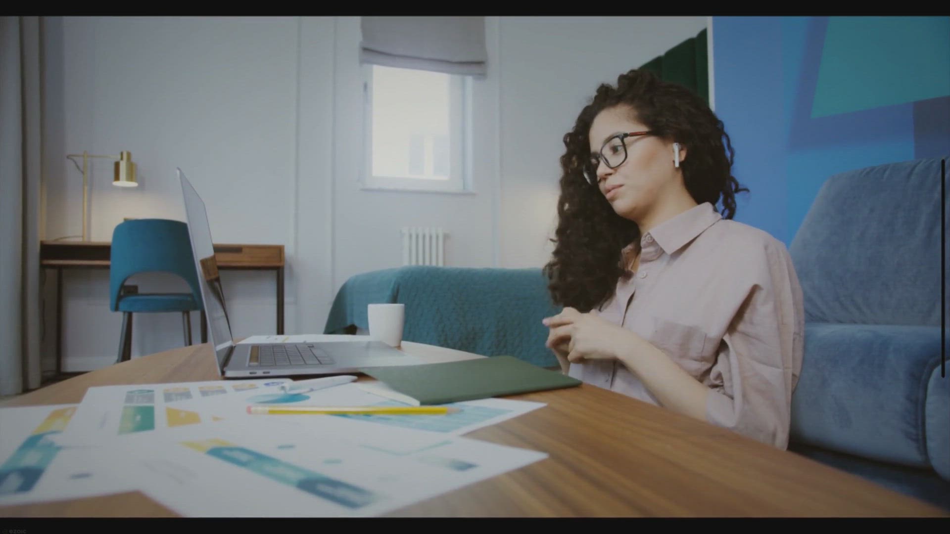 Video thumbnail for 10 Reasons Why Do My Earbuds Keep Falling Out