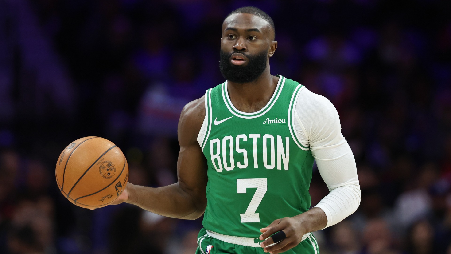 Video thumbnail for Jaylen Brown: The Controversial Star of the Celtics' Success