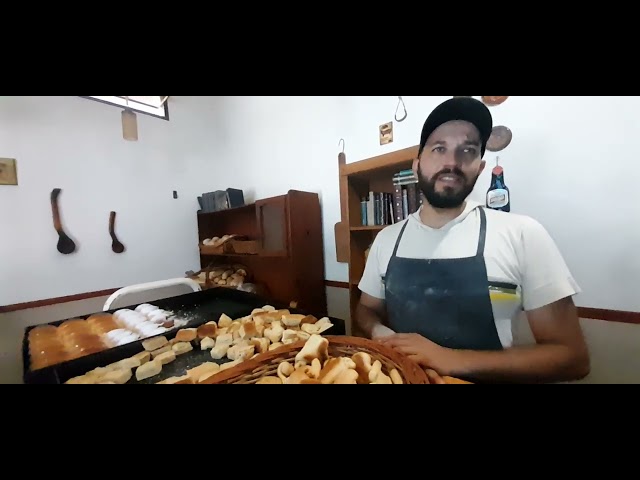 Video thumbnail for Mariano, el panadero y profe de lengua.