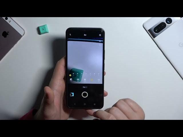 Video thumbnail for VIVO Y35 Camera Pro Mode Preview