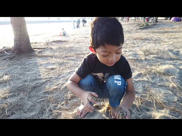 Video thumbnail for Burung kenek-kenek-nyanyian oleh Roslan Madun