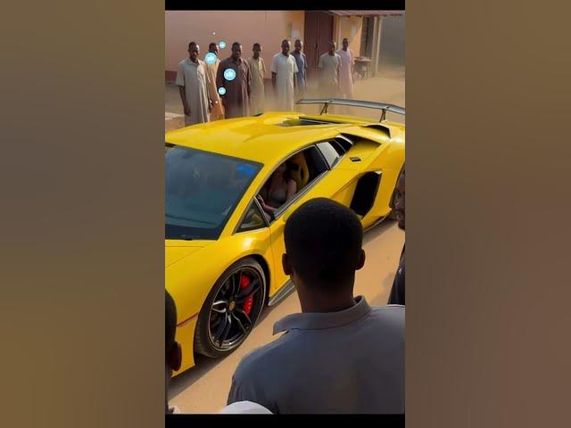 Video thumbnail for Lamborghini-Schock auf der Dorfstraße! Alle waren fassungslos, als die Frau aus dem Auto stieg.