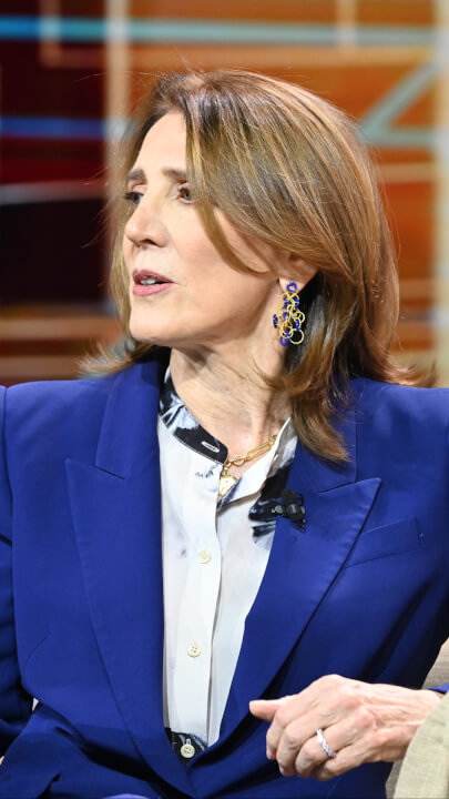 Video thumbnail for Google CIO: "We should be able to cure cancer in our lifetime" with AI