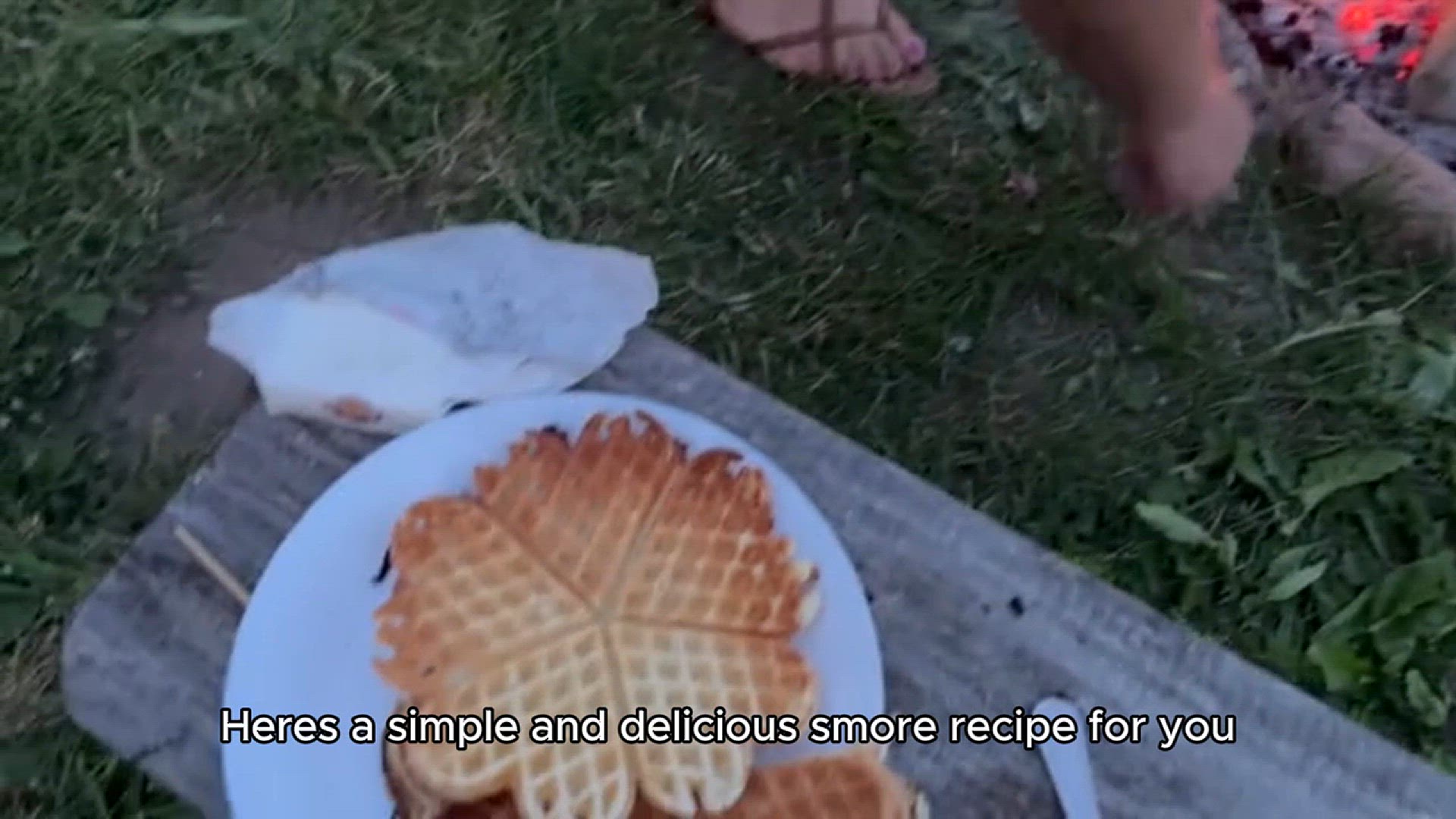 Video thumbnail for S'more recipe