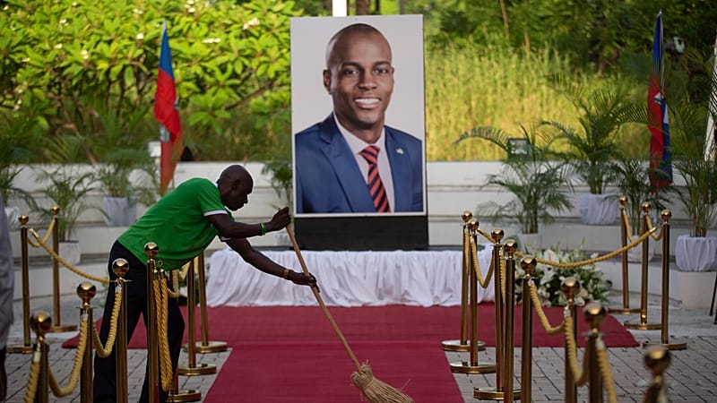 Video thumbnail for 18 suspects appear in US court over Haiti president's killing