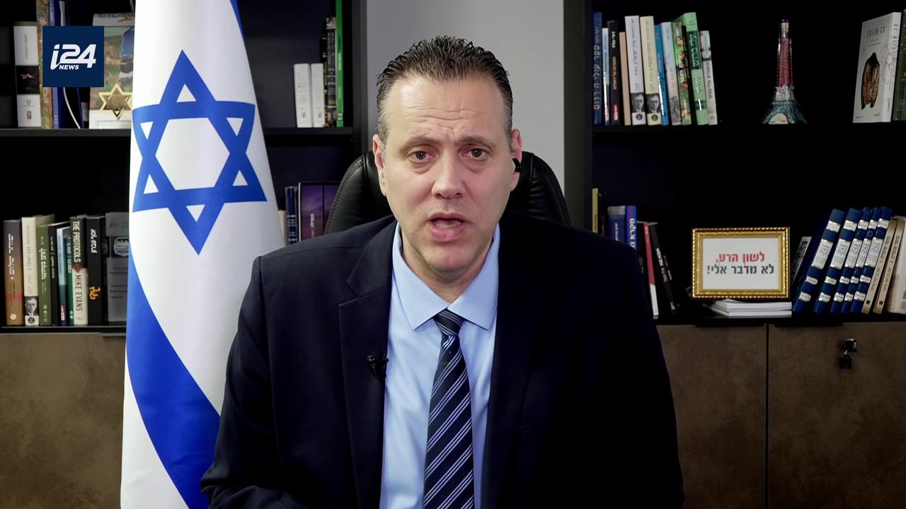 Video thumbnail for Miki Zohar on NAZA for article