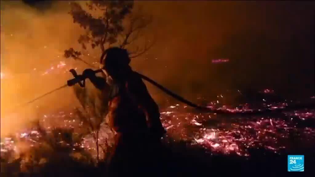 Video thumbnail for Spain: Thousands evacuate as heatwave fuels blazes near Madrid