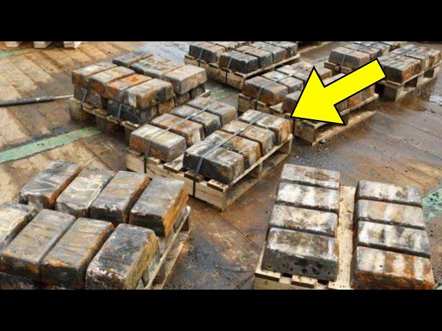 Video thumbnail for They Emptied The Canal For The First Time And Found This At The Bottom