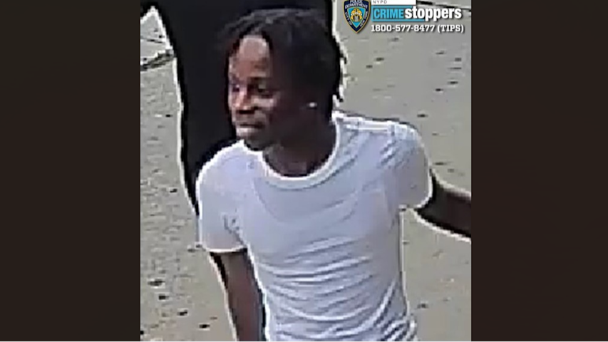 Video thumbnail for Suspect wanted for stabbing 2 teen boys outside McDonald's in Bed-Stuy