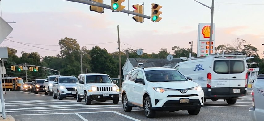 Video thumbnail for South Shore residents call for traffic relief at Mastic community meeting