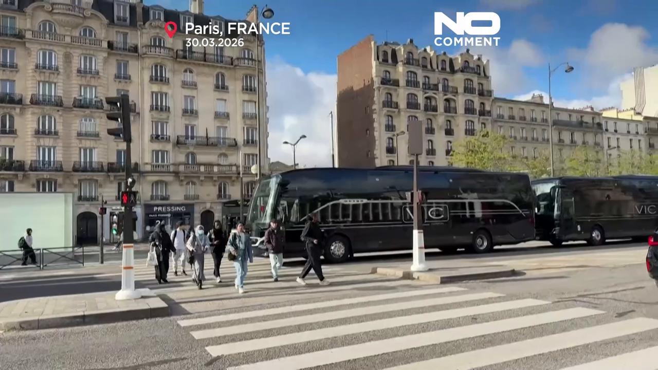 Video thumbnail for Paris ring road go-slow: French hauliers demand fuel aid from government