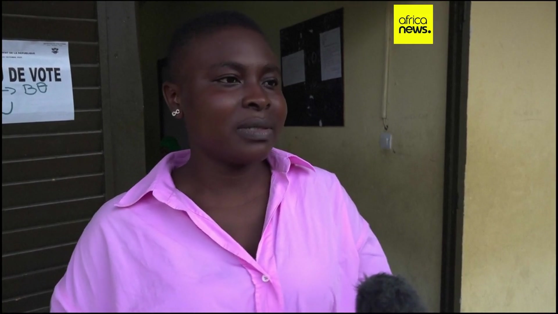 'Video thumbnail for Ivory Coast: vote counting in the presidential election has begun'