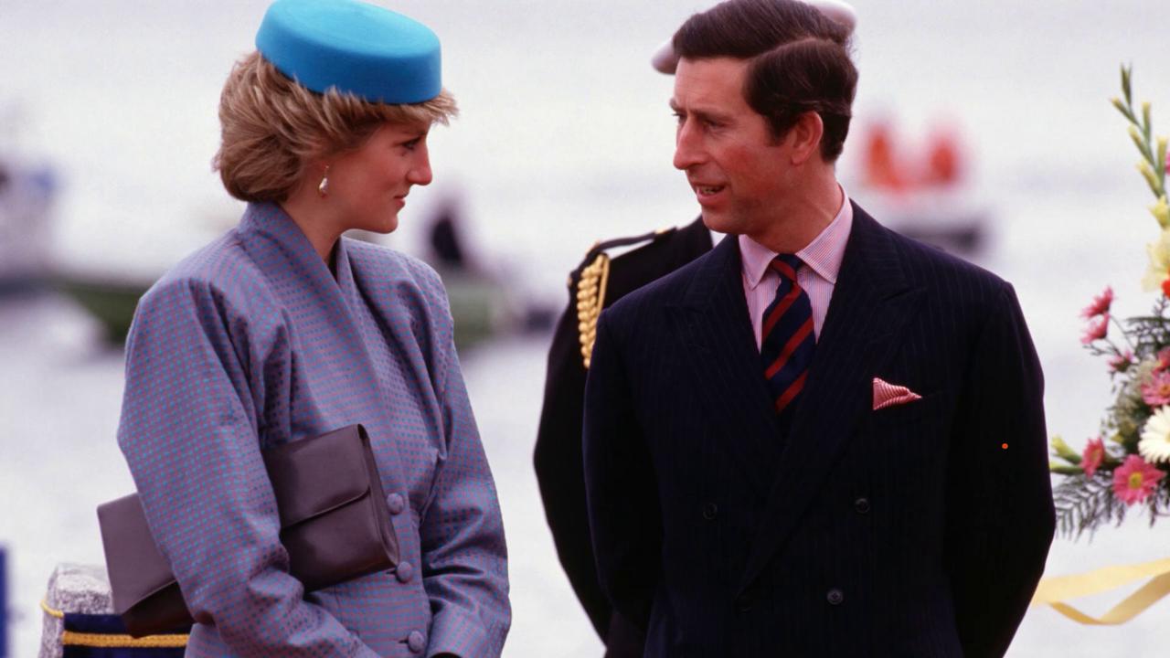 Video thumbnail for Charles III répond aux accusations de son ex-beau-frère envers Lady Di.