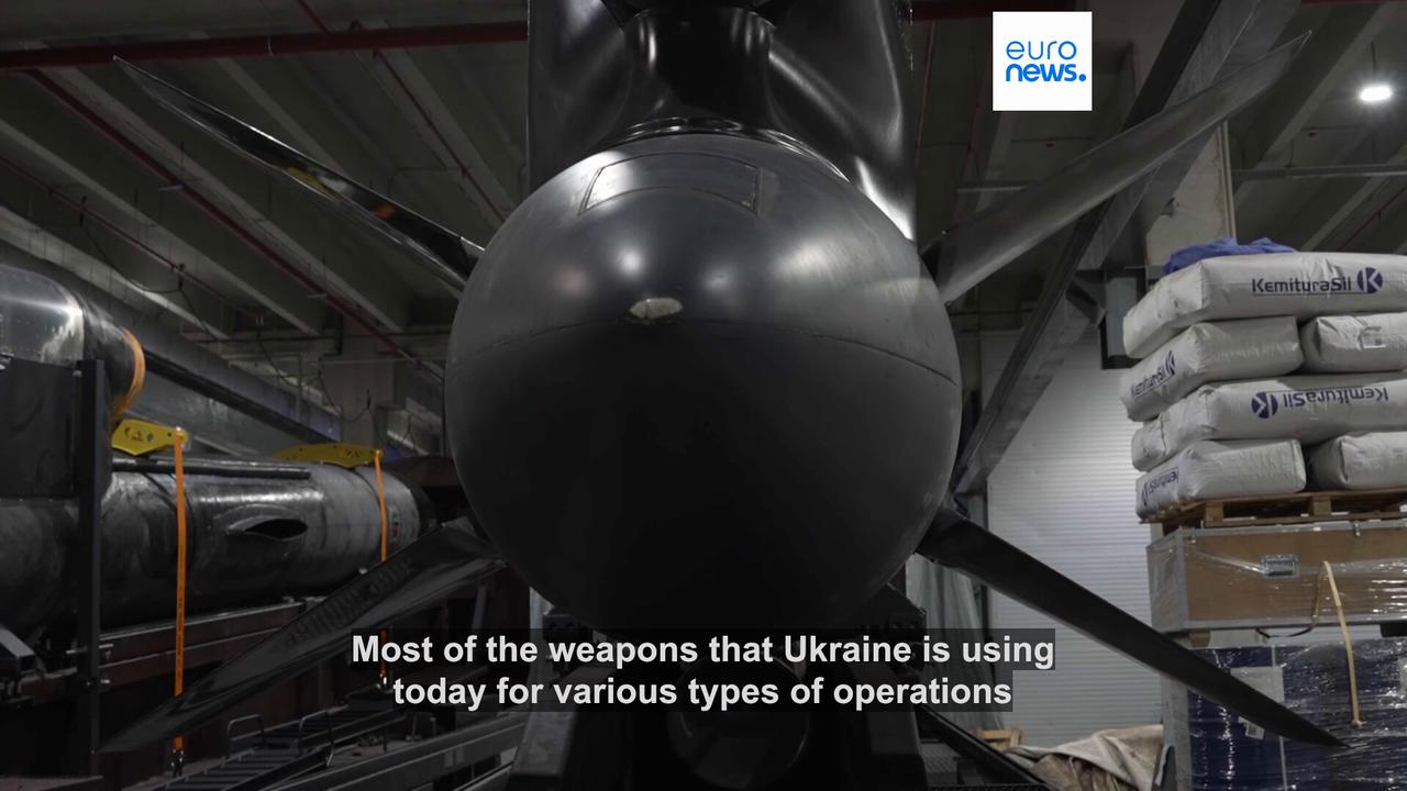 Video thumbnail for Berlin and Kyiv seal sweeping pact on drones, data and missiles