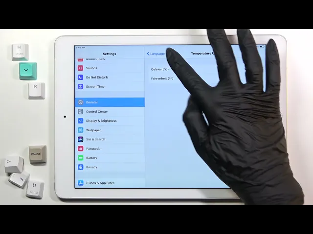Video thumbnail for How to Change Temperature Units in iPad Air 1st Gen – Switch Fahrenheit to Celsius