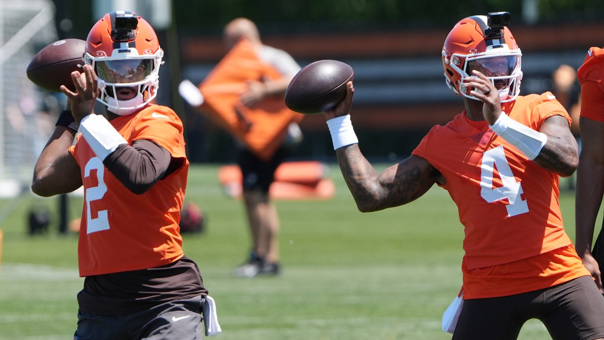 Video thumbnail for Cleveland Browns Quarterback Controversy: Who Will Start?