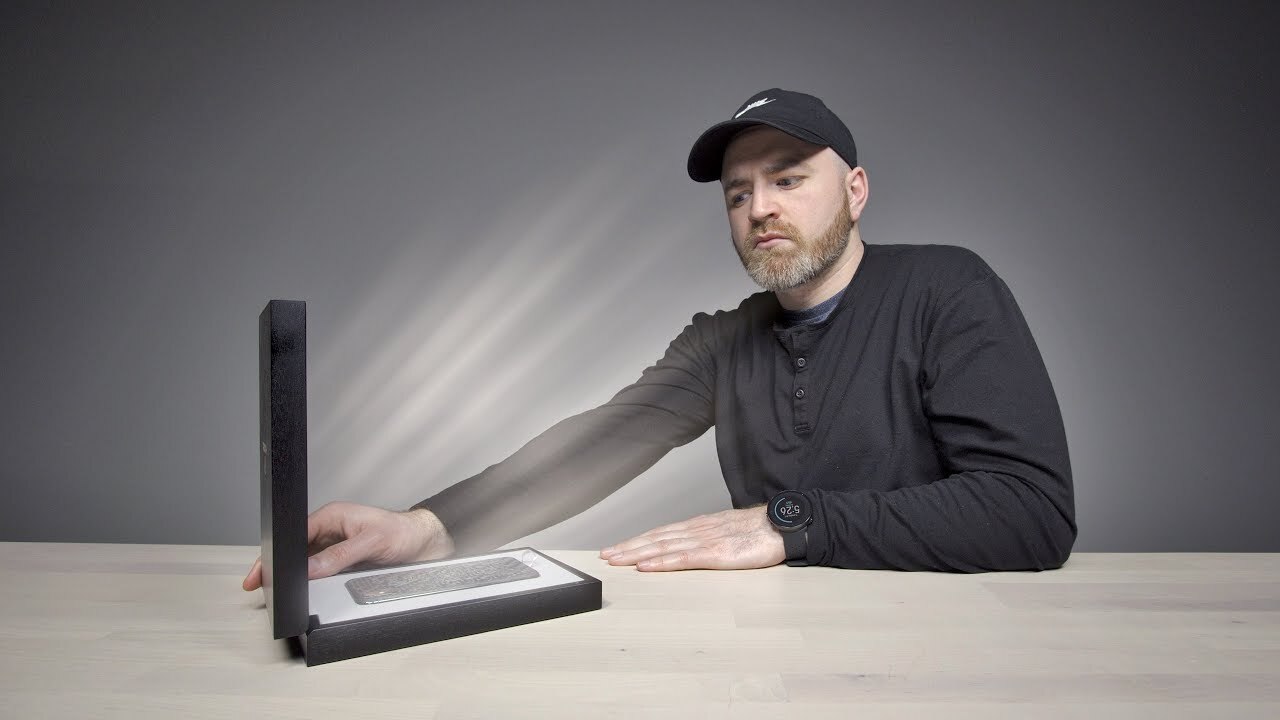 Video thumbnail for Here's What A $5500 Smartphone Looks Like...