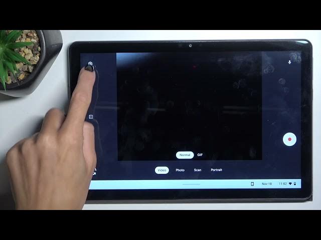 Video thumbnail for Lenovo IdeaPad Duet Chromebook - How To Change Video Resolution