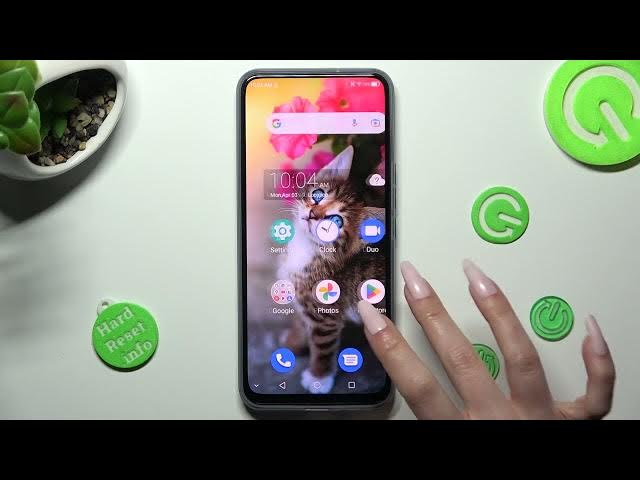 Video thumbnail for How to Enable Easy Mode on ZTE Axon 20