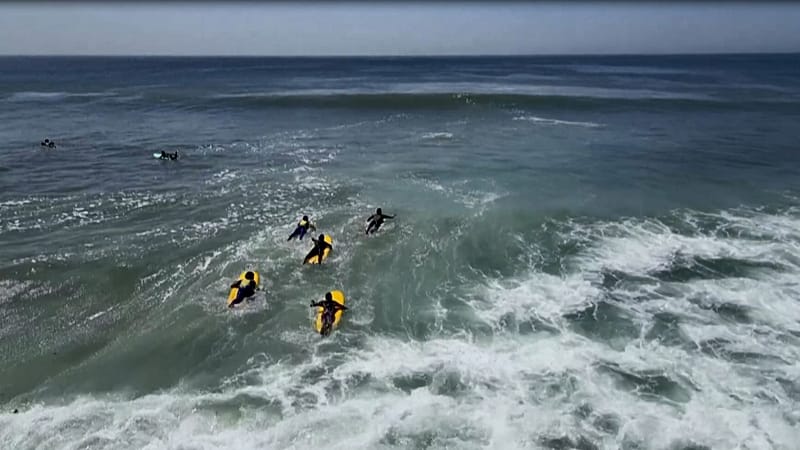 Video thumbnail for A surf academy is enticing Senegalese girls back to school