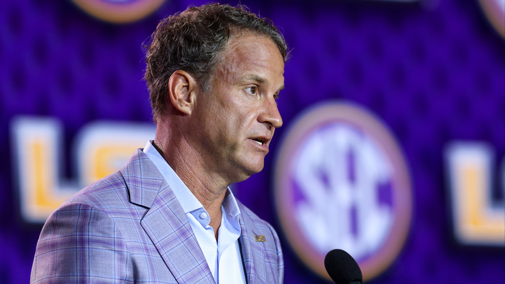Video thumbnail for Lane Kiffin's Controversial Tactics in College Football