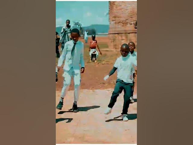 Video thumbnail for HAISAM SIX - SISIKII | Short préparateur de Challenge | #Sisikii #Music #Burundi #love #dancehall