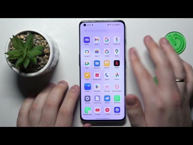 Video thumbnail for How to Lock Gallery in OnePlus - Set a Privacy Password for the Gallery App