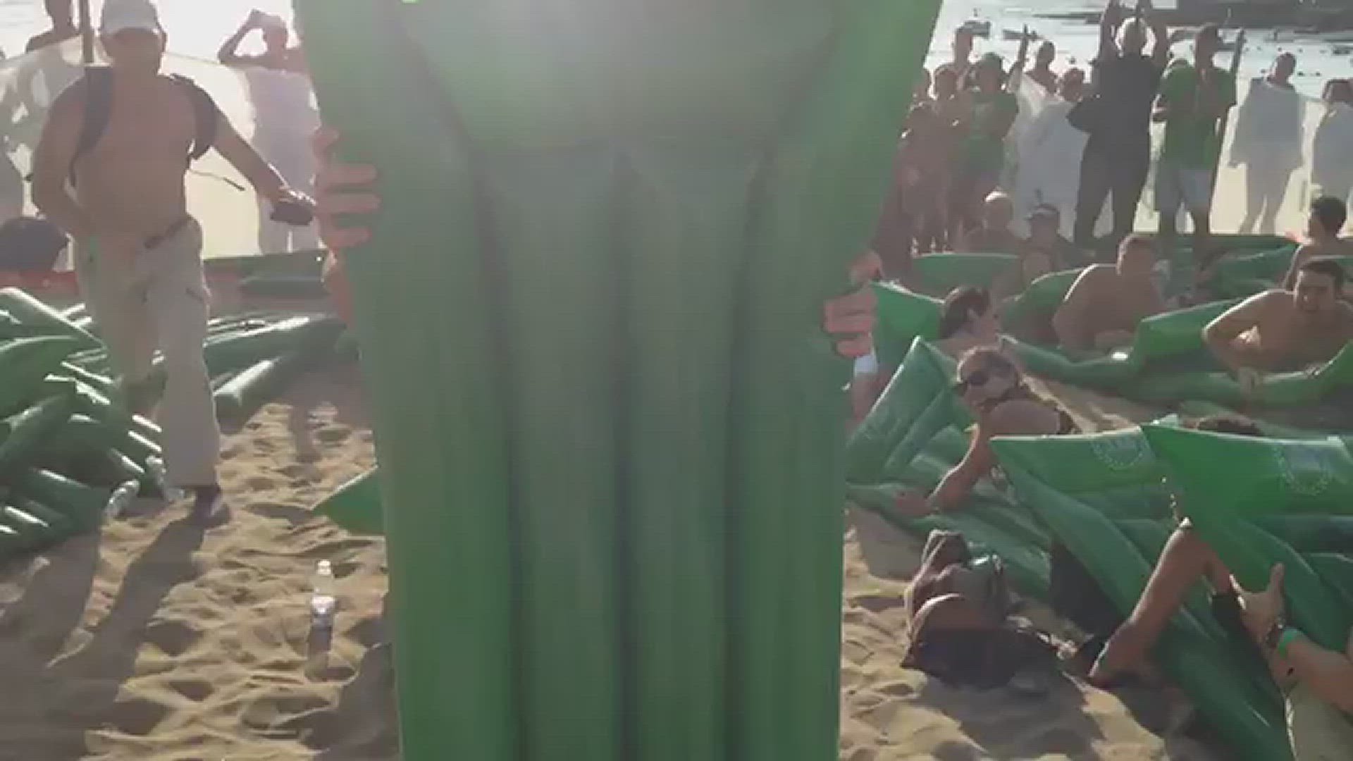 'Video thumbnail for 2 neue Guinness Weltrekorde am Playa Las Canteras'
