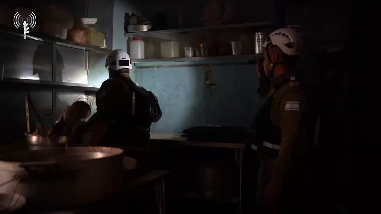 Video thumbnail for Venezuela: Israeli Rescue Teams Assess Damaged Buildings in Venezuela.
