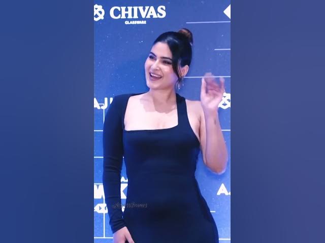 Video thumbnail for Karishma Sharma Looking Sexy in Revealing Dress at AJio Luxe