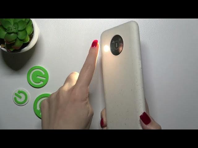 Video thumbnail for Nokia X10 - How To Power On Flashlight