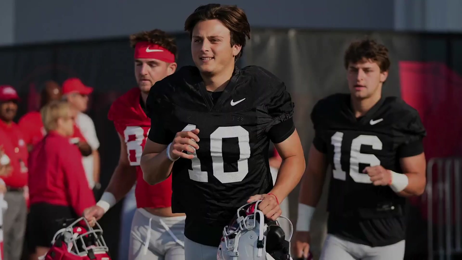 'Video thumbnail for texas longhorns - a to z sports : texas vs ohio state football preview: arch manning's edge and defense dominance'