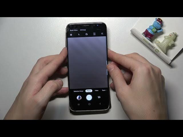 Video thumbnail for How To Change Volume Button Camera Function on SAMSUNG Galaxy S8